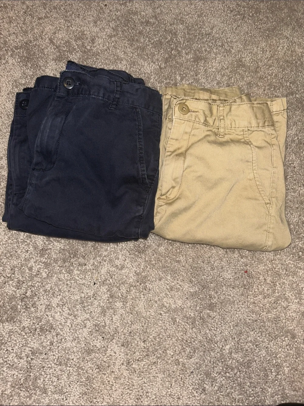 5 pairs The Children's Place uniform shorts: 2 khaki, 3 Navy